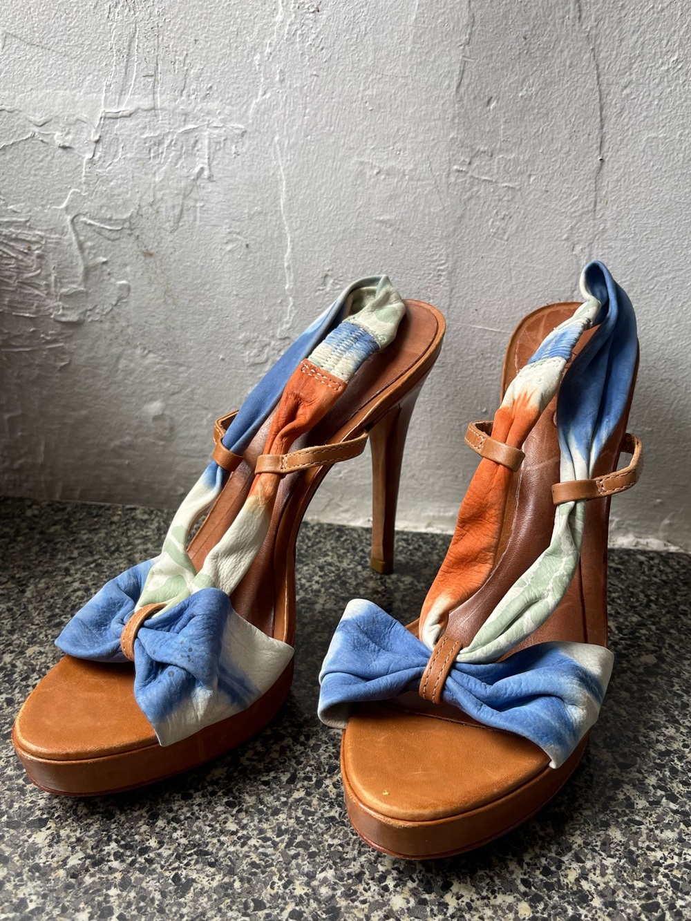 Aldo Brown Leather High-Heel Sandals with Blue and Cream Tie-Dye Bow